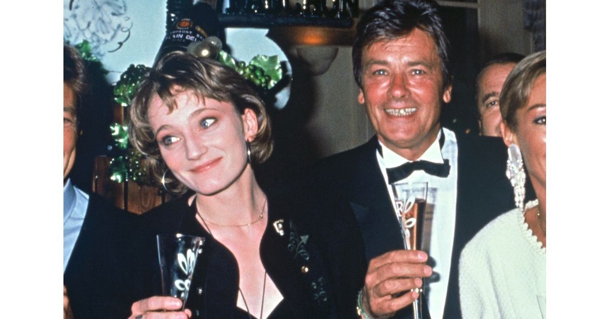 "C’est une histoire d’amour, la nôtre" : Patricia Kaas évoque sa relation avec Alain Delon