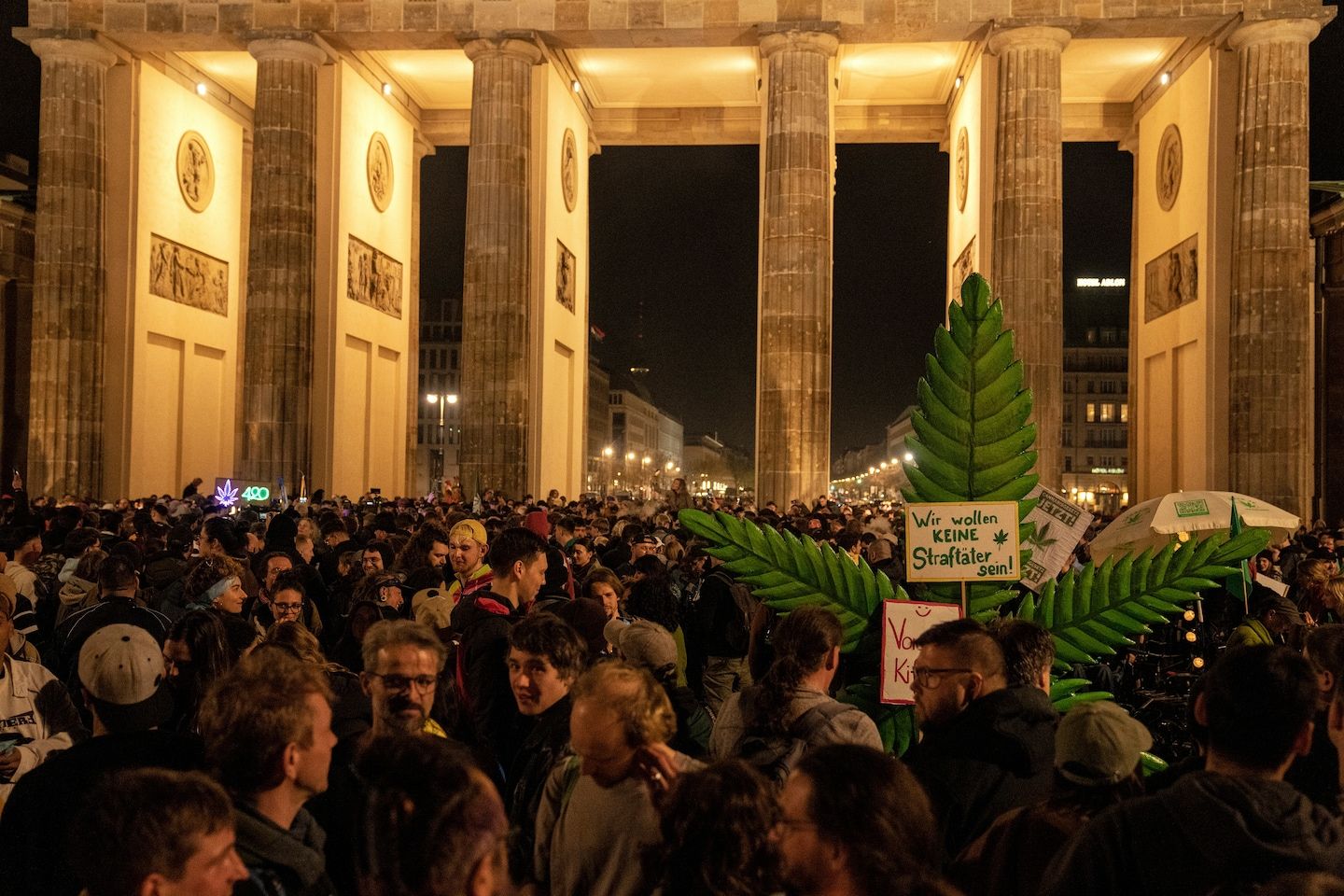 Germany legalizes marijuana possession for personal use