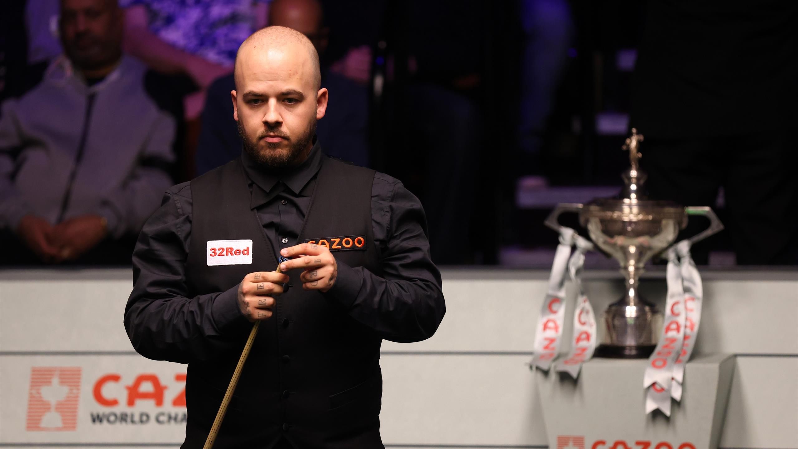 Impitoyable ou presque, Luca Brecel signe une masterclass et vole vers le Graal en finale du Championnat du monde