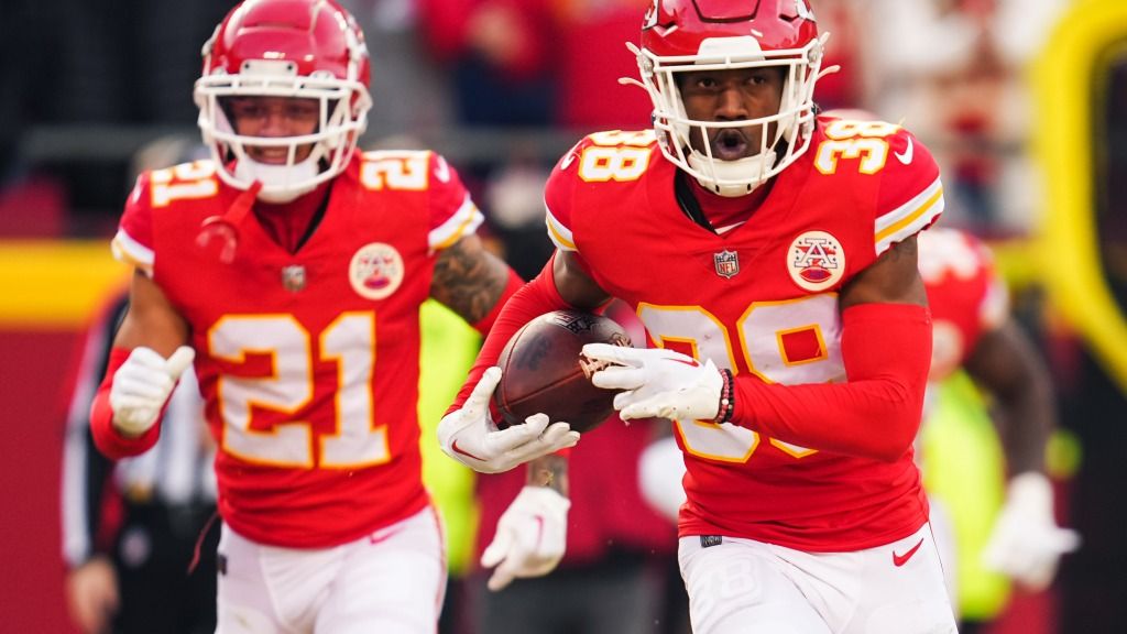 Chiefs’ Steve Spagnuolo says secondary is ‘light-years ahead’ in 2023