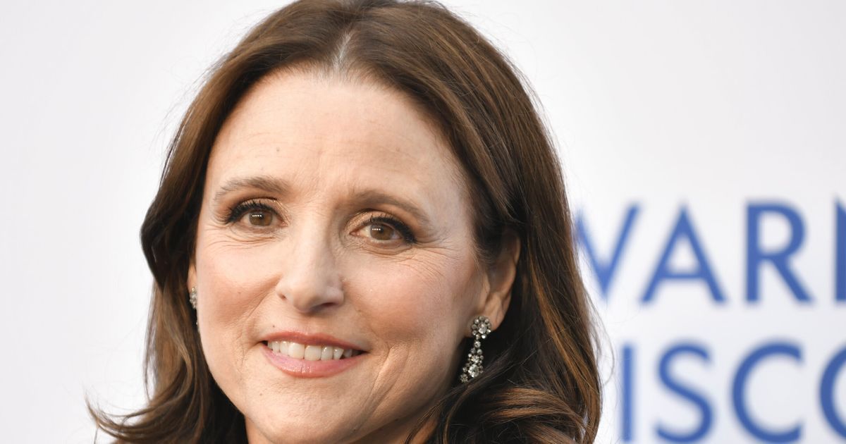 Julia Louis-Dreyfus Is Annoyed That Women Do This 1 Common Thing Way Too Much