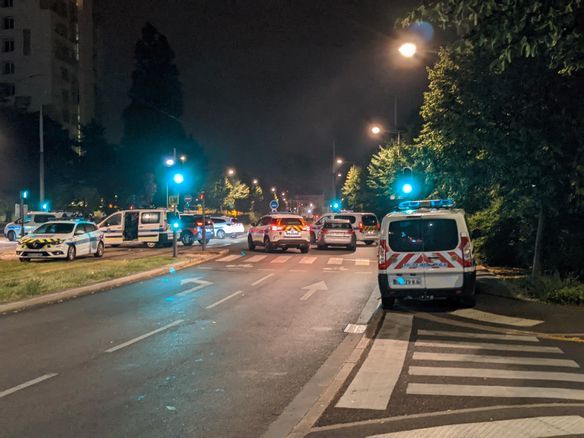 Vingt-cinq interpellations dans le Loiret dans la nuit de vendredi à samedi, annonce la préfecture