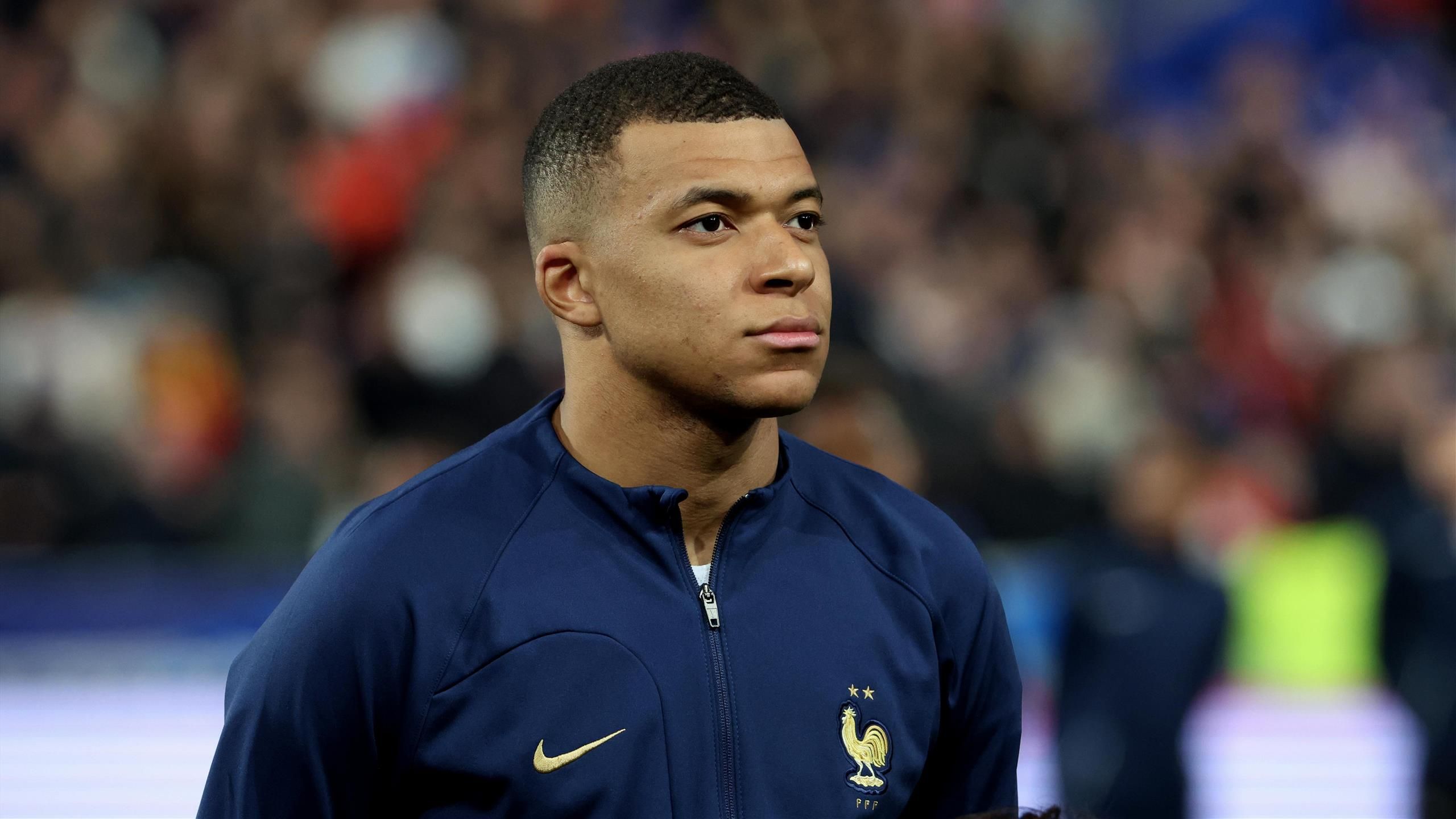 "Nous ne pouvons rester silencieux" : Mbappé et les Bleus appellent au calme suite à la mort du jeune Nahel à Nanterre