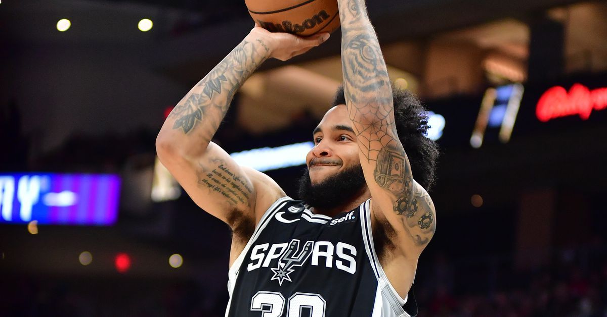 Julian Champagnie signs four-year, $12 million deal with the Spurs