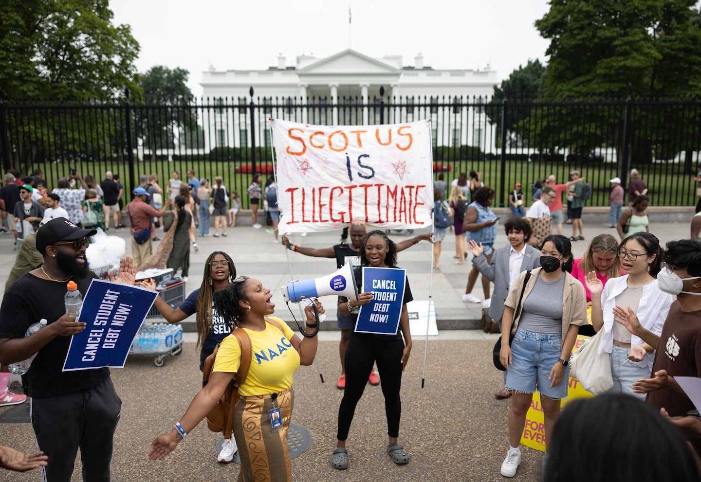 Borrowers react to Supreme Court student loan forgiveness ruling