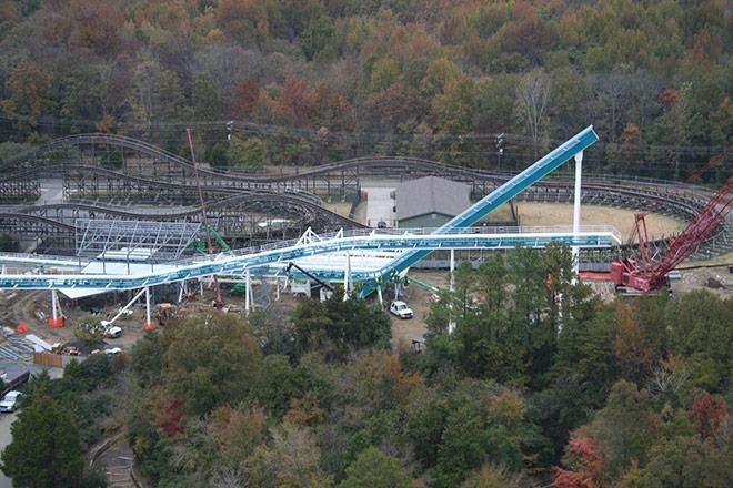 Carowinds shuts down rollercoaster after large crack on support beam reported