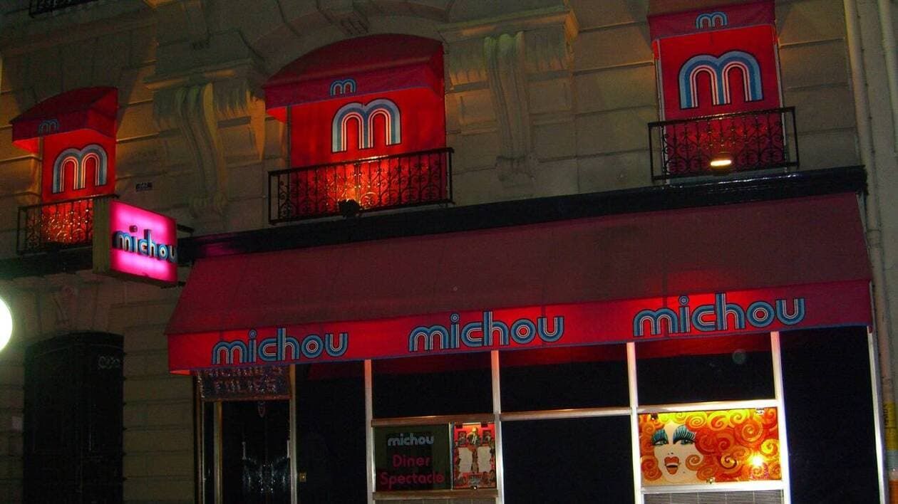 Le célèbre cabaret parisien Chez Michou ferme pour " raisons financières "