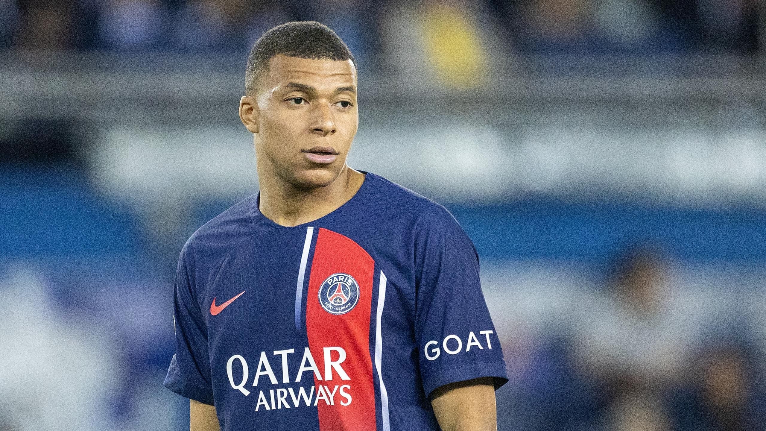 Le mercato EN DIRECT : Une offre de Chelsea pour Mbappé ? Hojlund arrive à Manchester United