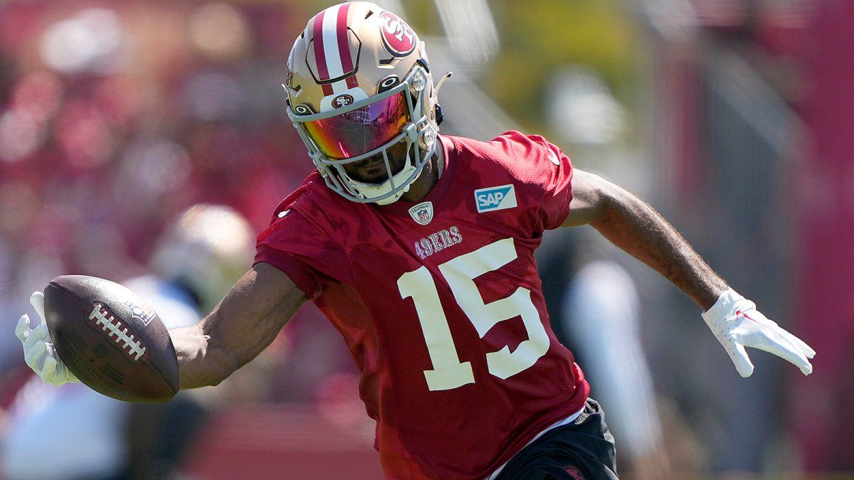 Padded practice brings 49ers' first training-camp dustups