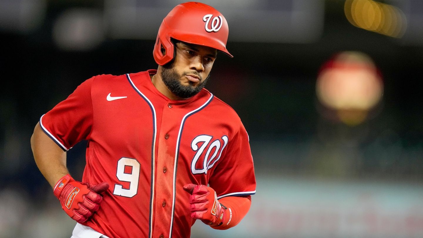 Nationals trade Jeimer Candelario to Cubs for prospects