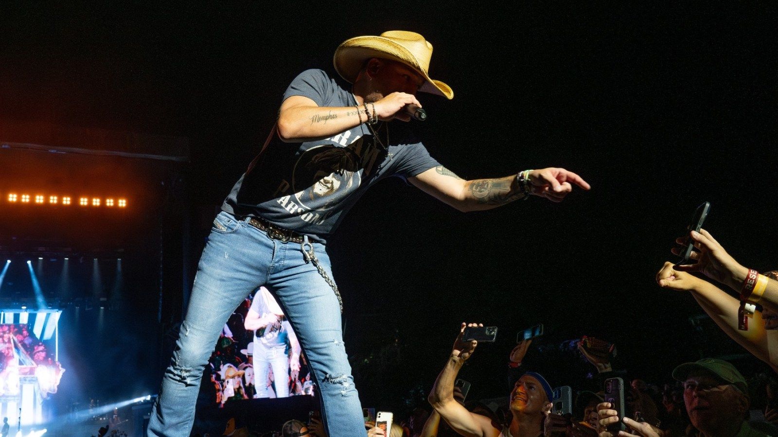 Jason Aldean’s ‘Small Town’ Takes Fear-Mongering to Number One