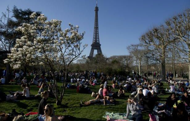 Paris : La touriste mexicaine qui dénonce un viol en réunion au Champ-de-Mars a porté plainte