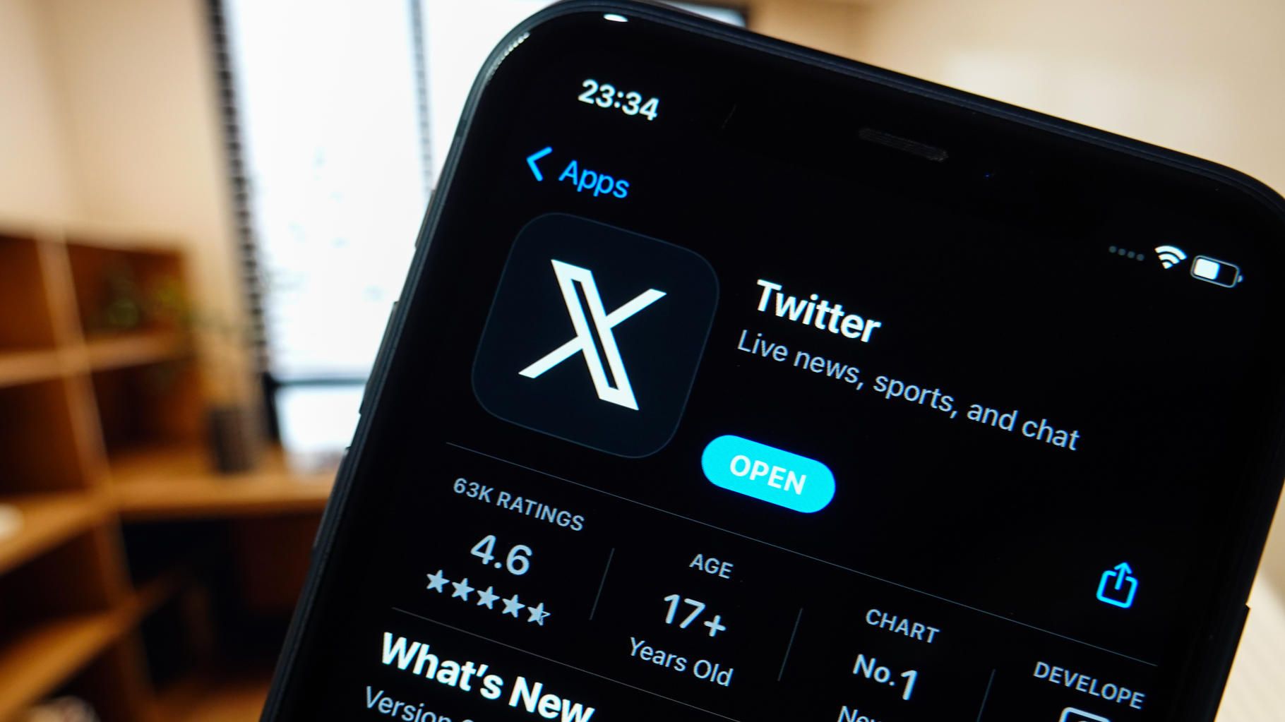 Twitter, devenu X, attaque une organisation de lutte contre la haine en ligne en justice