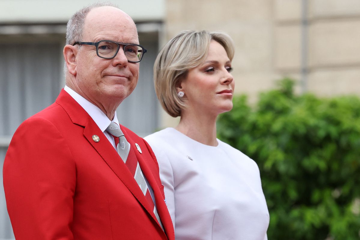 Charlene et Albert de Monaco : "une négociation constante", le prince pas tendre sur sa vie de couple