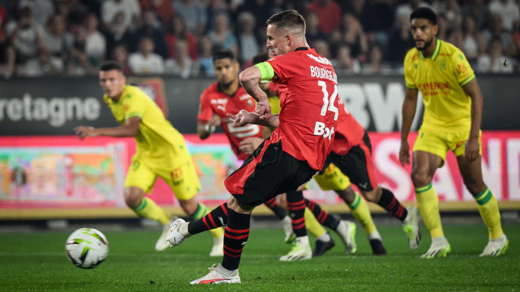 Rennes-Nantes : des chants homophobes entonnés pendant le match