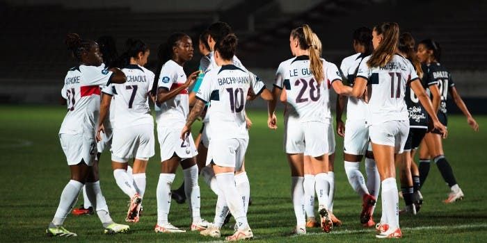 Tribune CS - Féminines : PSG / Lyon