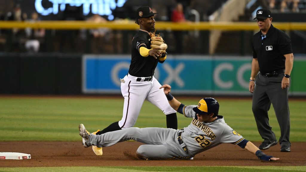 Diamondbacks to face Brewers in NL Wild Card playoff matchup