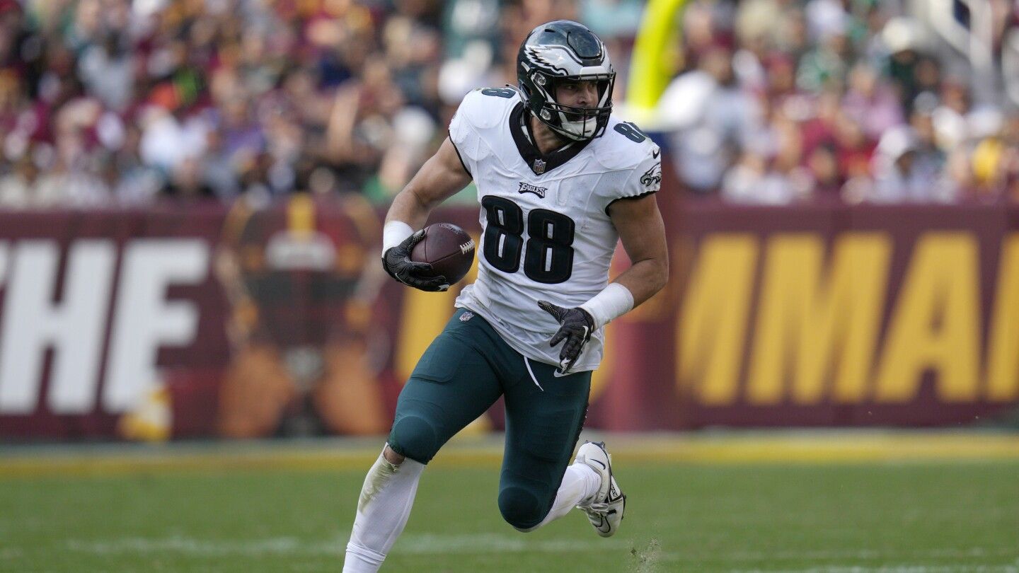 Dallas Goedert doubtful for Week 13, Fletcher Cox questionable