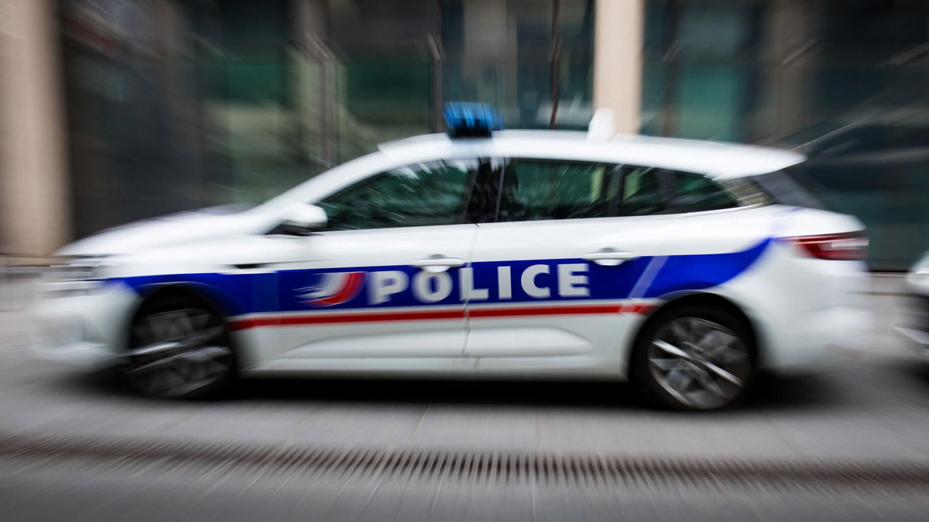 Agression antisémite à Paris : un sexagénaire insulté et frappé à la sortie d’une synagogue, Darmanin dénonce un " acte inqualifiable "