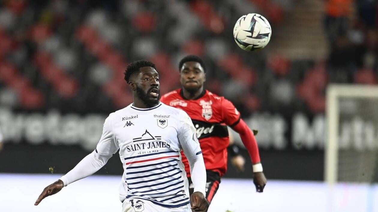 Pau - SM Caen. La barre des 60 buts pour Mendy, Kyeremeh confirme… Les notes des Caennais