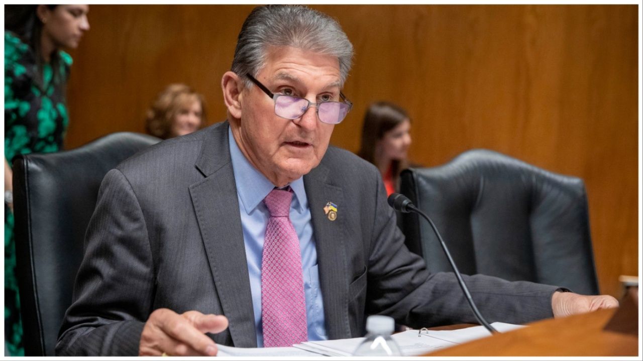 Manchin stokes Dem fears he’ll run as third-party candidate