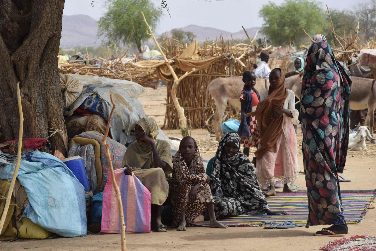 Sudan crisis: 800,000 refugees could flee amid conflict, U.N. warns