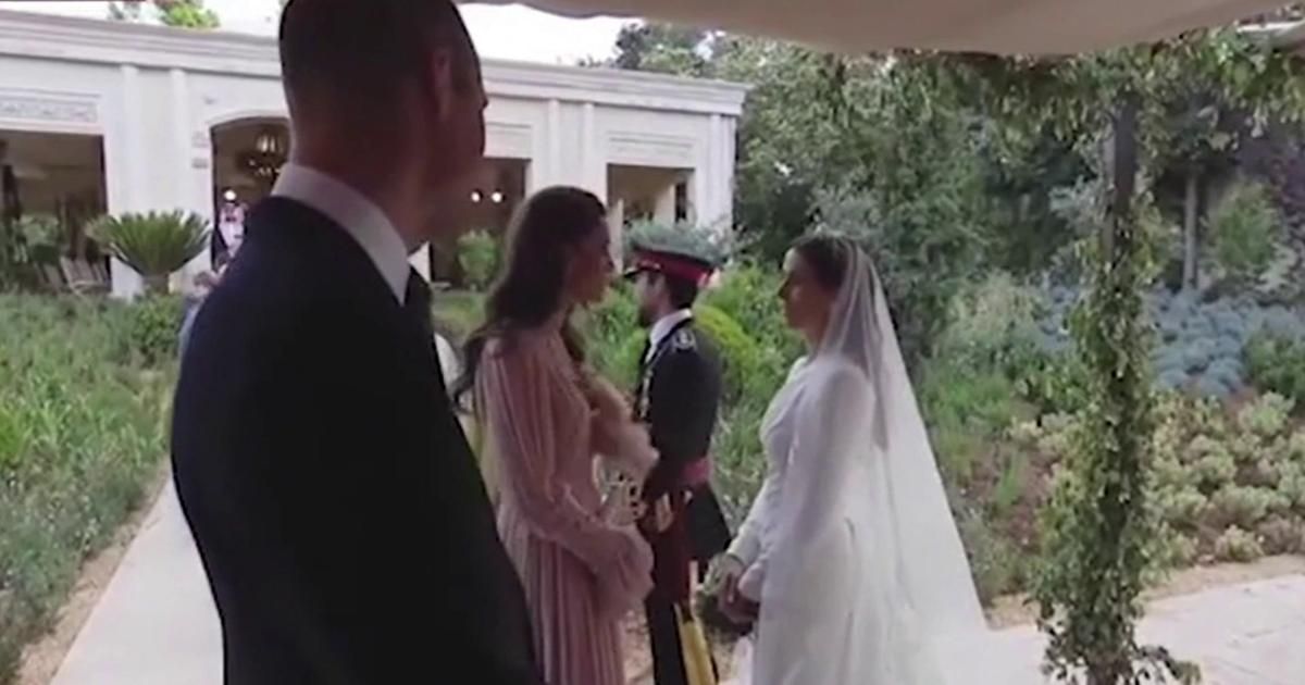 En vidéo, le prince William, agacé, demande discrètement à Kate d'arrêter de papoter avec la princesse de Jordanie