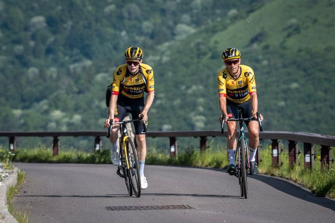 Tour de France 2023 : ce que pensent Jonas Vingegaard et Egan Bernal de la montée du puy de Dôme