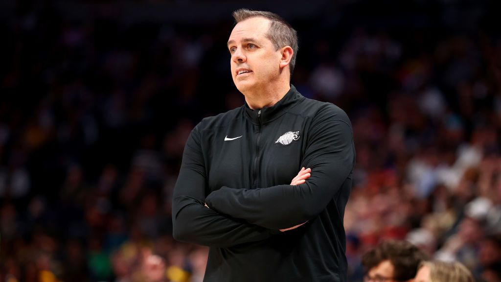 Frank Vogel sets tone for Suns' makeover, steps toward 1st title