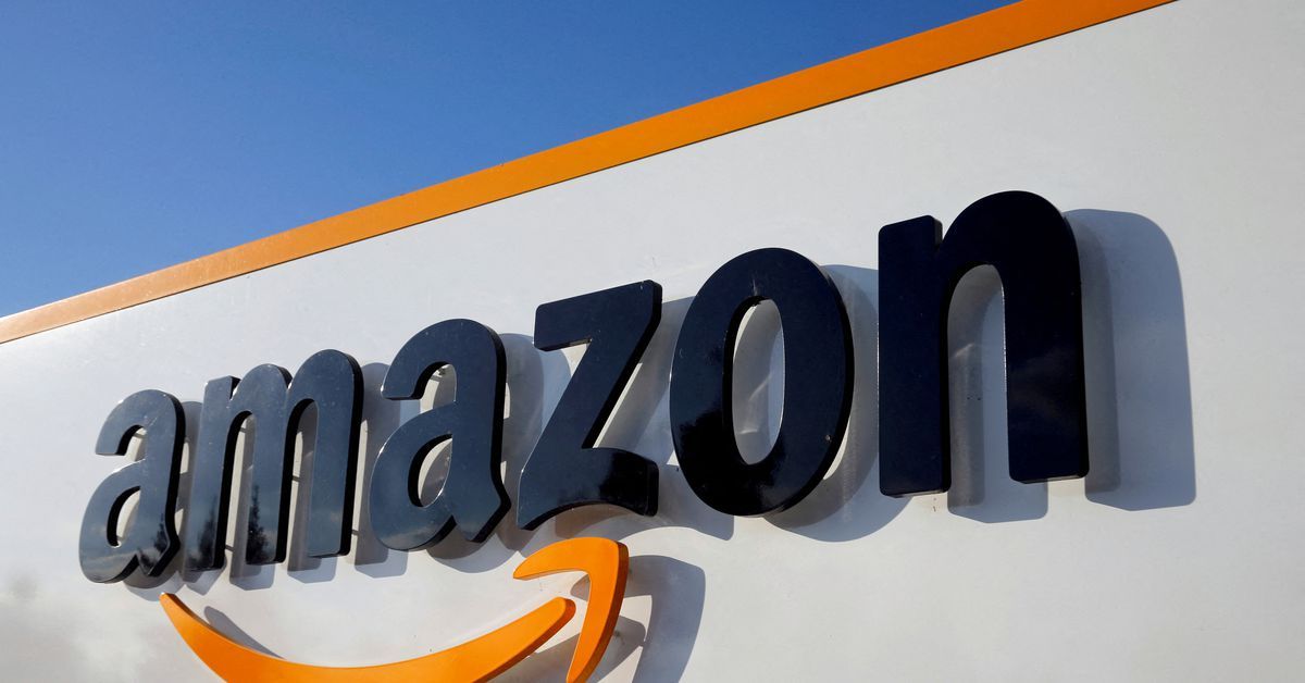 US telecom stocks fall on report Amazon in talks for wireless services