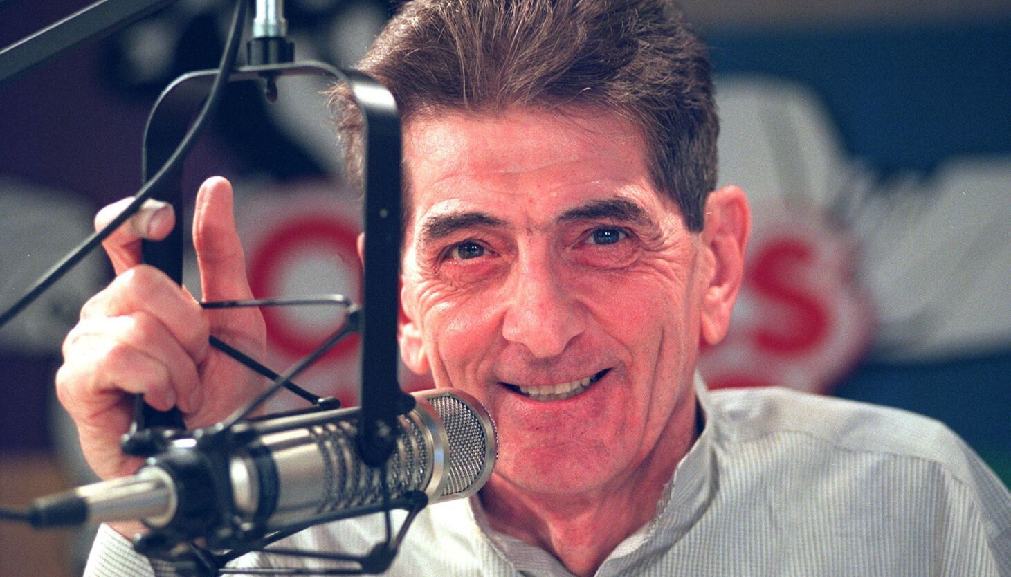 Dick Biondi dead: Chicago’s definitive voice of Top 40 radio was 90