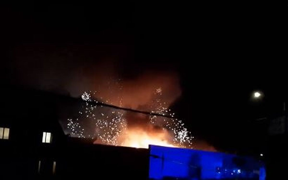 Émeutes à Brest : un incendie dans la concession Renault et des feux d’artifice dans le quartier de Pontanézen