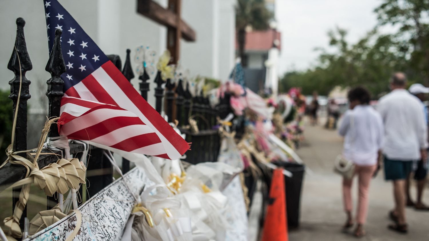 Armes à feux : aux États-Unis, l'heure de la messe le dimanche est devenue le moment le plus dangereux de la semaine