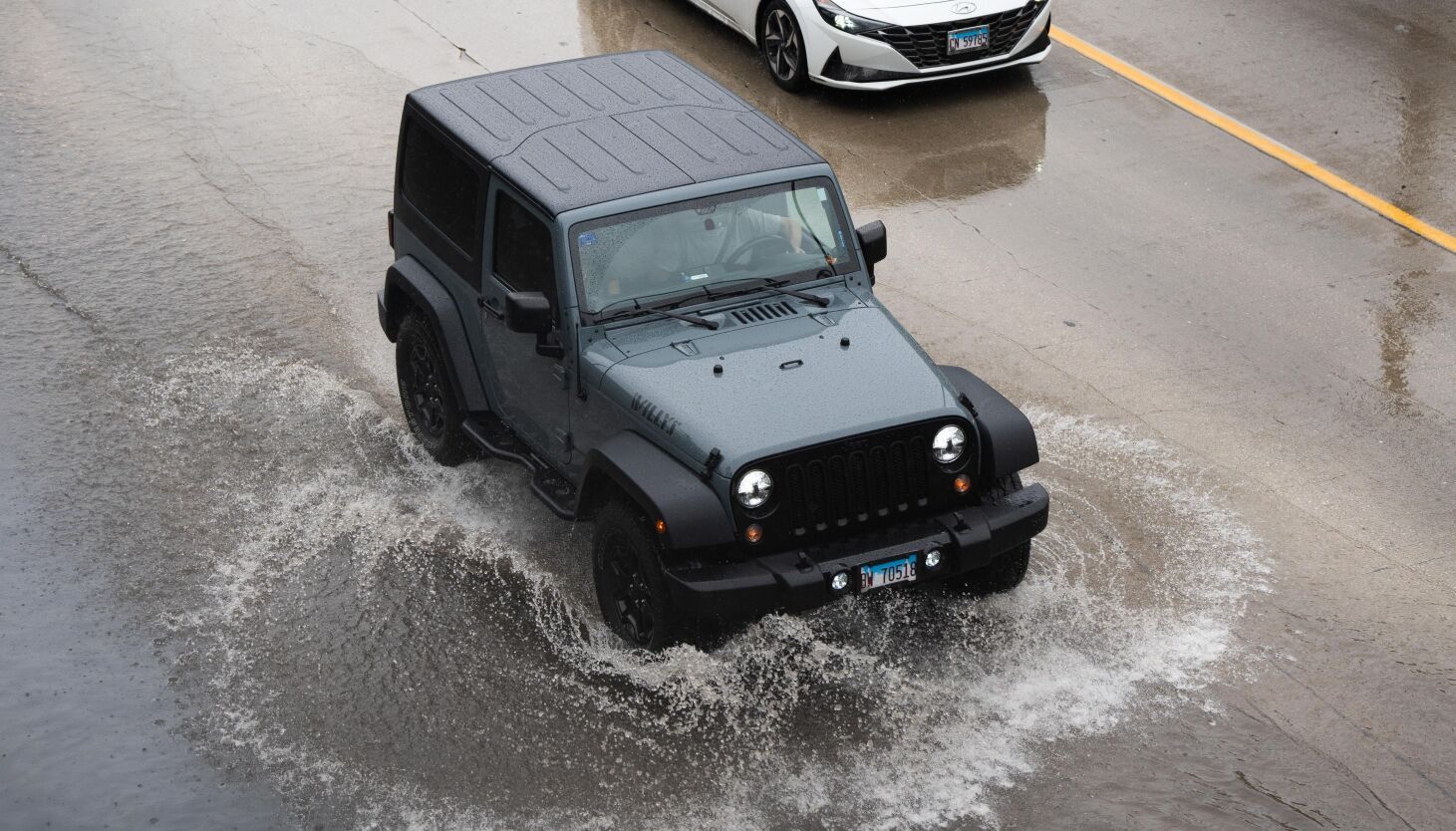 Record-setting rainfall in Chicago area leaves over 7,000 without power