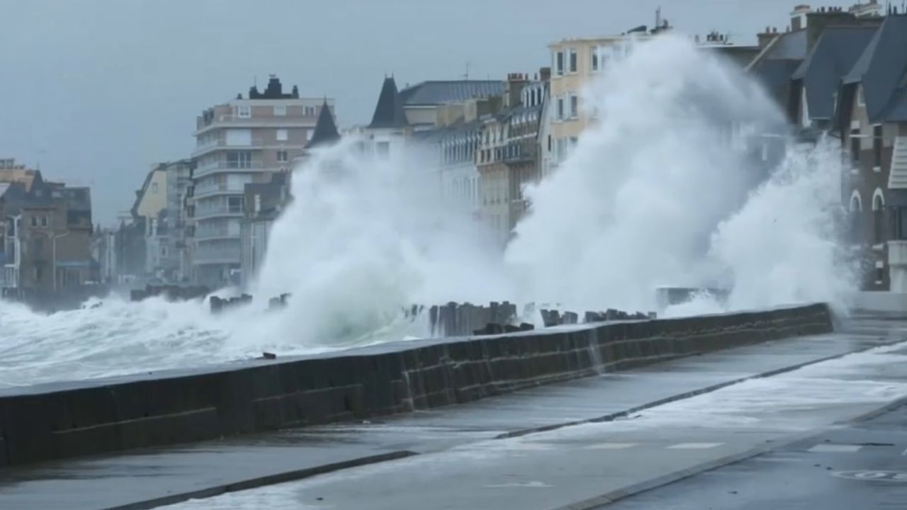 EN DIRECT - Tempête Patricia : la vigilance orange levée