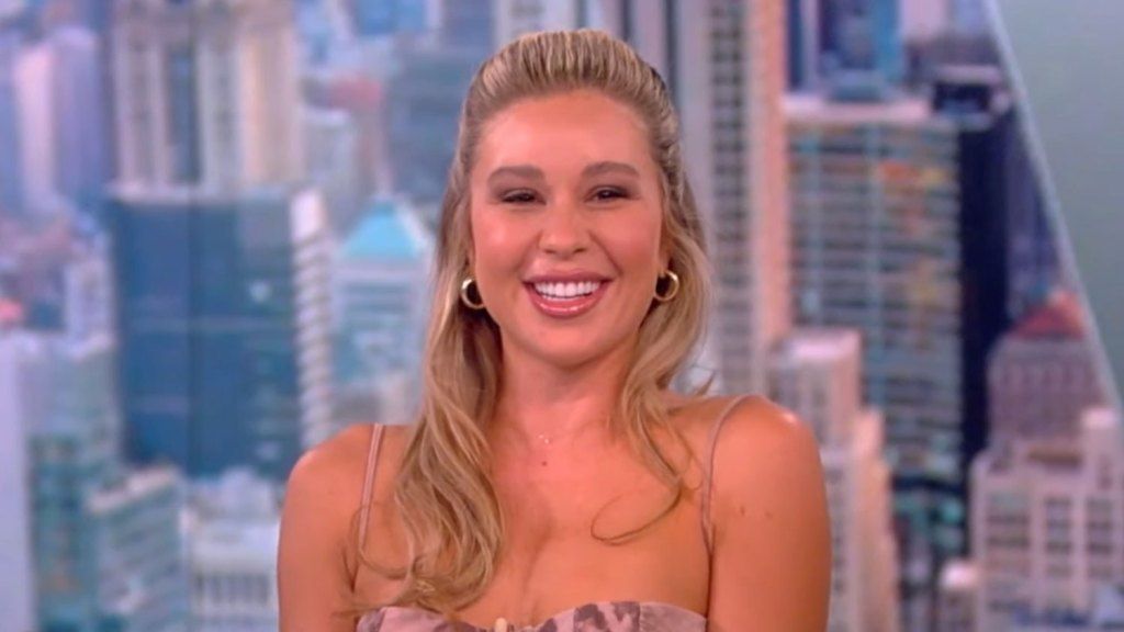 Former ‘Bachelorette’ Star Gabby Windey Comes Out On ‘The View’: “I’m Dating A Girl”