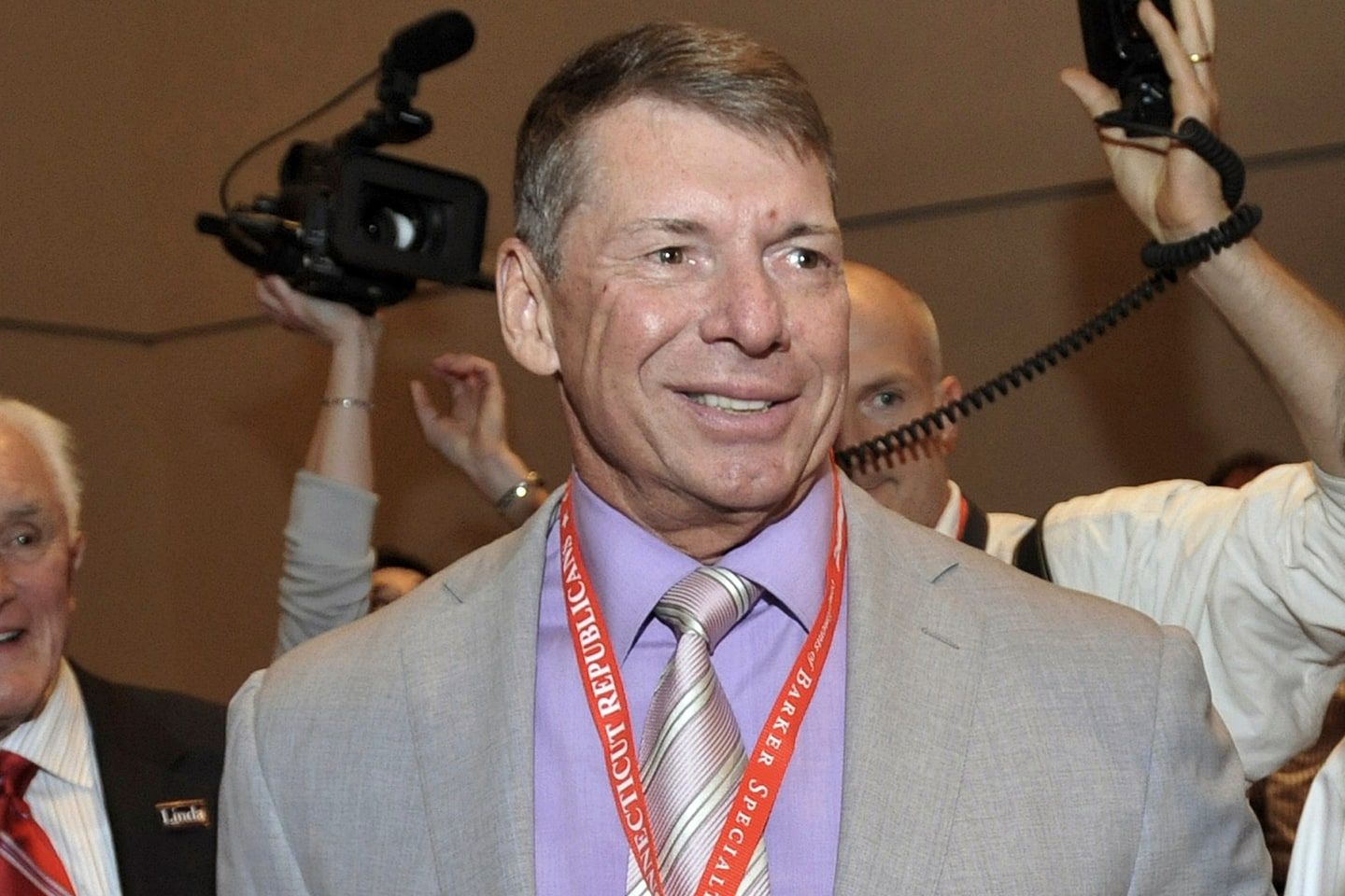 WWE head Vince McMahon searched by feds amid SEC investigation