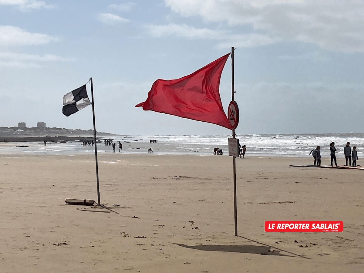 Vendée Les Sables-d’Olonne. Grande Plage : Bilan provisoire de la forte marée du 2 août 2023