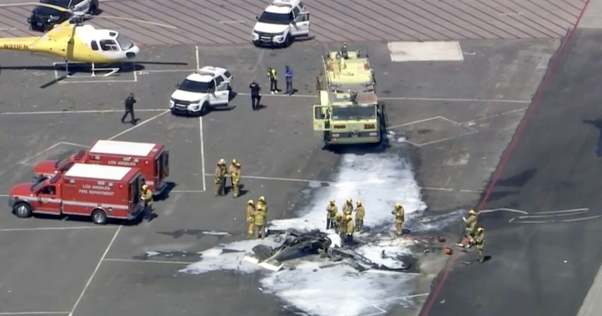 Two killed in plane crash at Van Nuys Airport