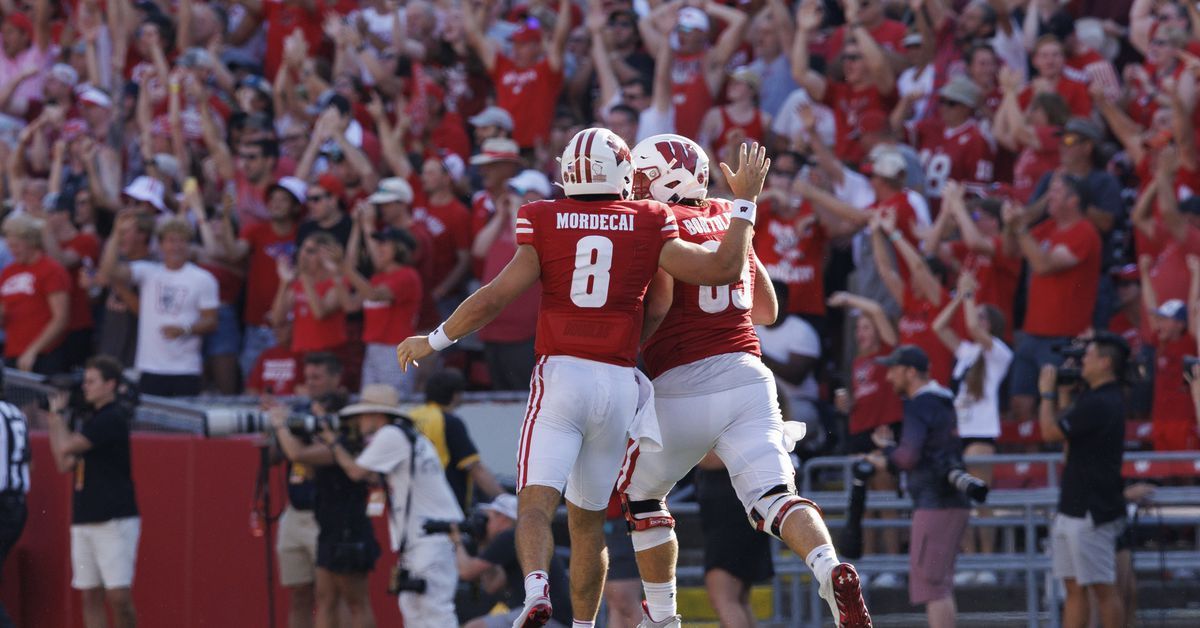 Three quick takeaways from No. 19 Badgers 38-17 win over Buffalo