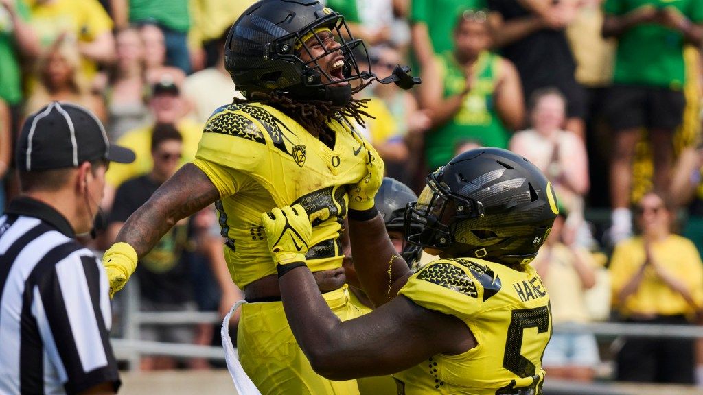 Instant reactions to Ducks’ blowout win over PSU