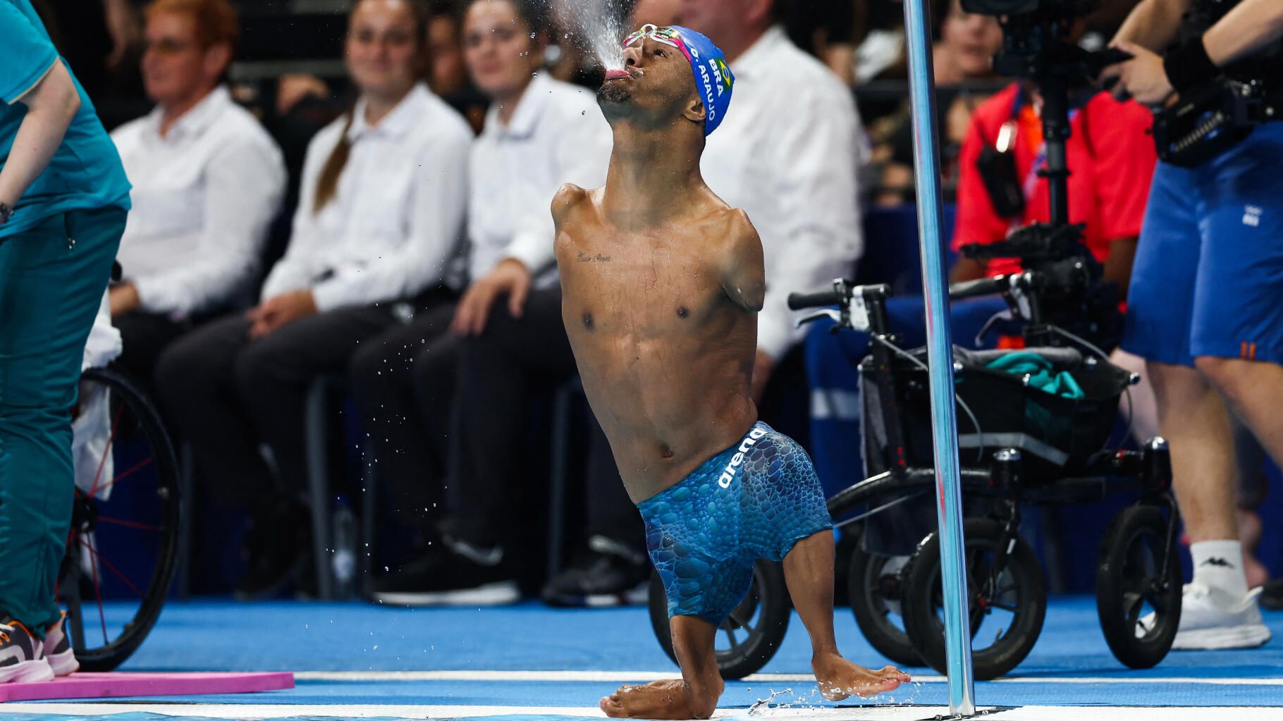 Jeux paralympiques 2024 : Gabriel dos Santos Araujo, star des bassins auteur d’un triplé étourdissant à Paris