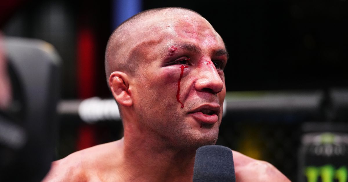 Edson Barboza shows off dramatic facial transformation after brutal fight with Sodiq Yusuff