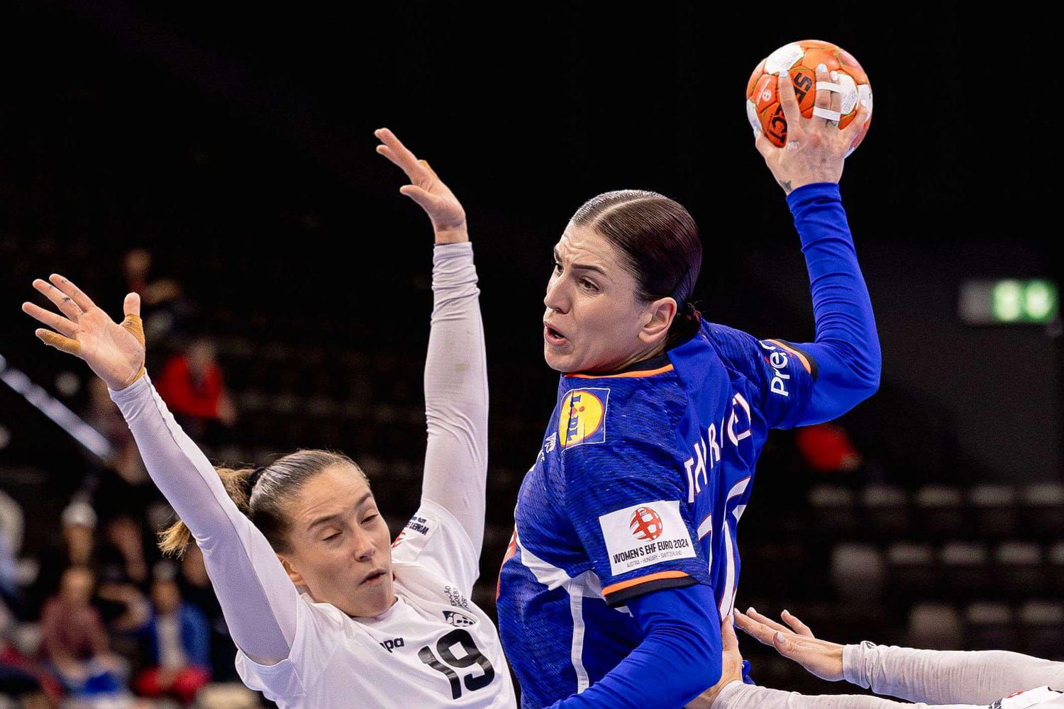 HANDBALL. France - Portugal : les Bleues poursuivent leur sans-faute... le résumé