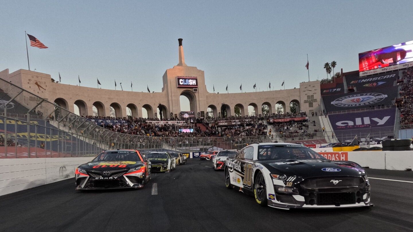 NASCAR Clash at Coliseum moves to Saturday night