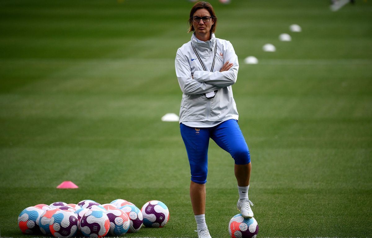 Equipe de France féminine : " Les Lyonnaises voulaient ma peau ", estime Corinne Diacre