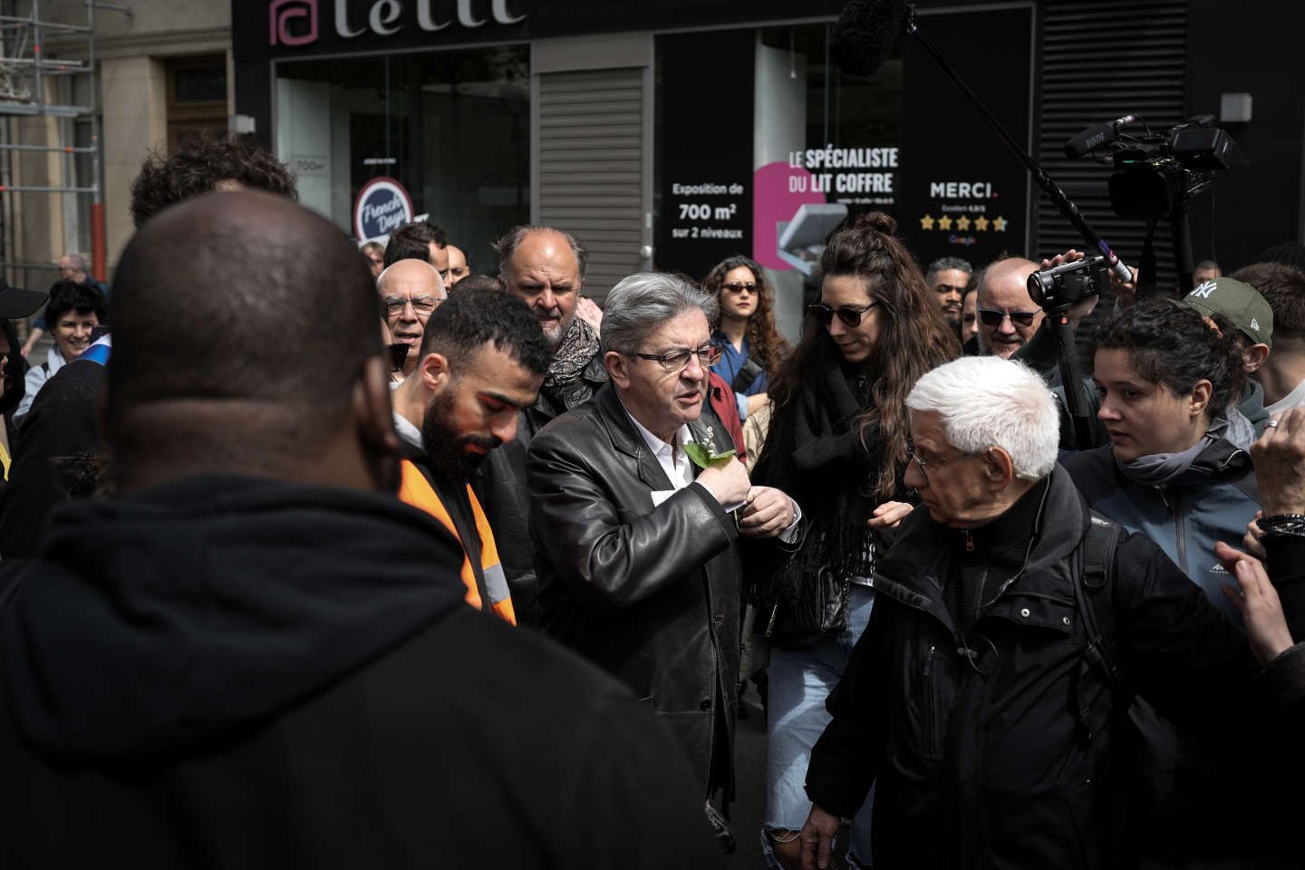 A gauche, le problème Mélenchon