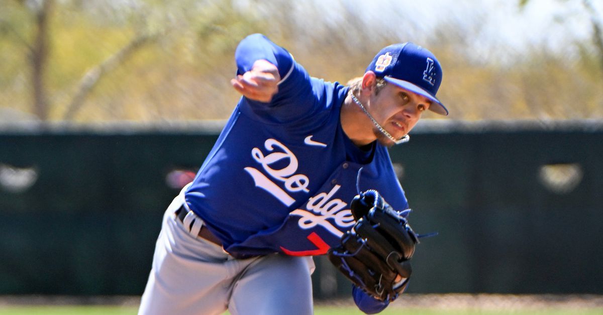 Dodgers roster: Gavin Stone makes MLB debut, Alex Vesia optioned