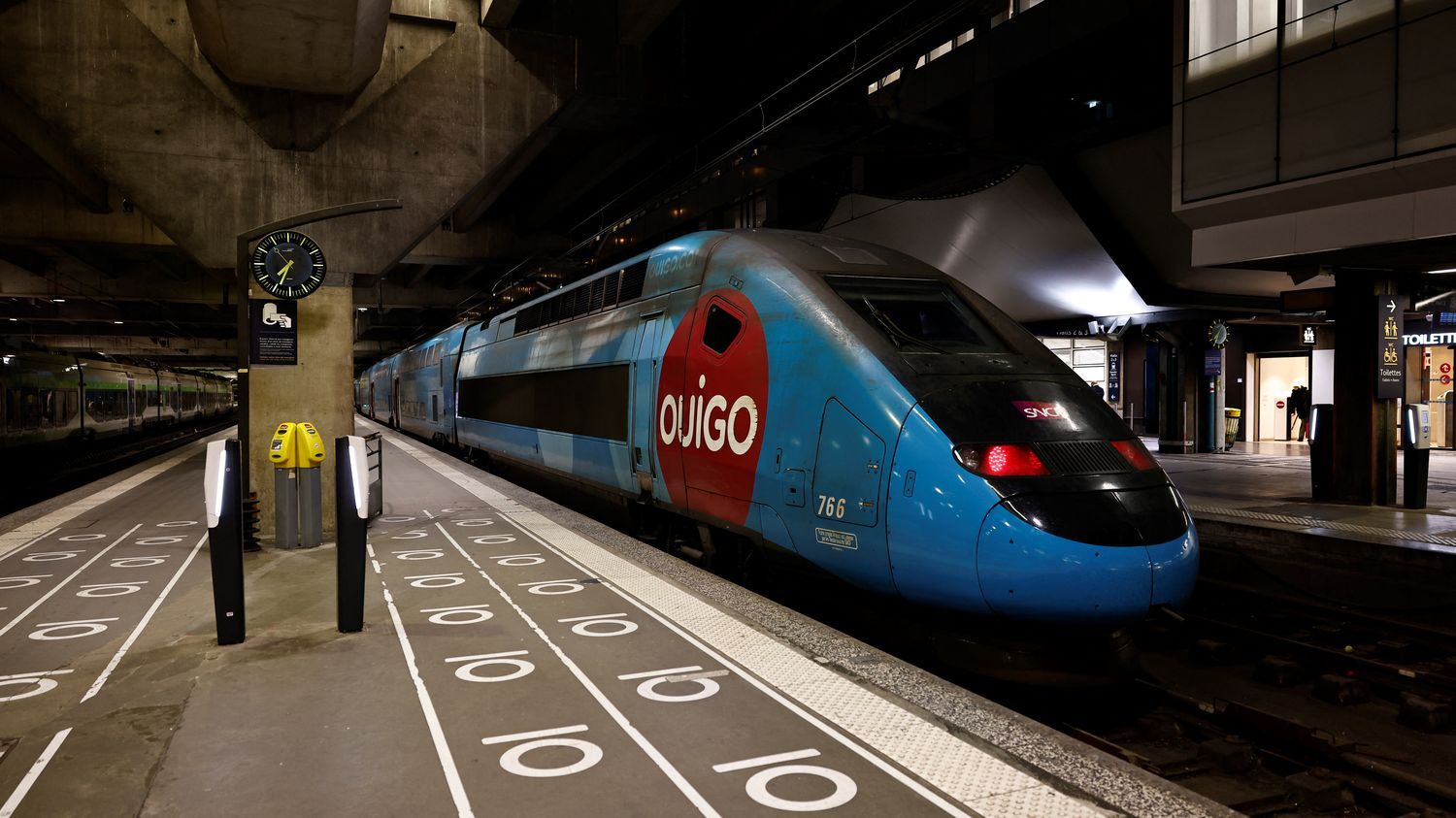 La SNCF veut doubler le nombre de passagers dans ses TGV à bas coûts Ouigo d'ici 2030 avec de nouvelles destinations en France et en Europe