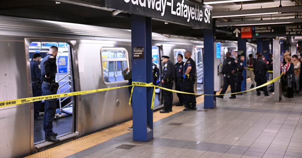 Subway Rider Choked Homeless Man to Death, Medical Examiner Rules